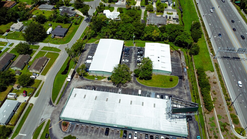 More Photos Of 400 N Pine Hills Rd, Orlando Unknown For Lease