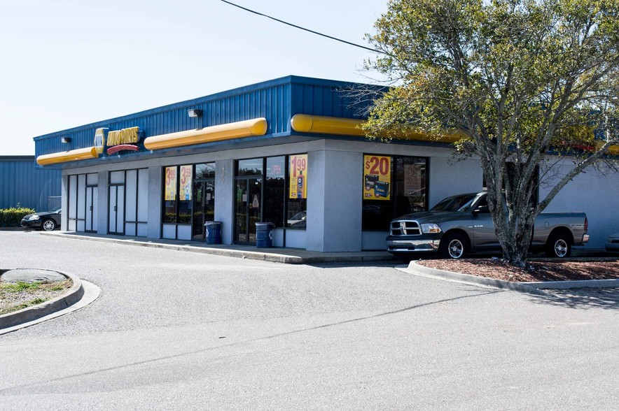 Primary Photo Of 800 Mayport Rd, Atlantic Beach Storefront Retail Office For Lease