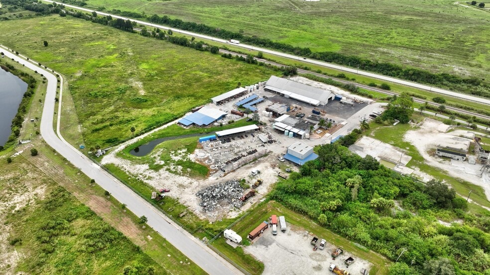 More Photos Of 17250 SW Railroad Ave, Indiantown Manufacturing For Sale