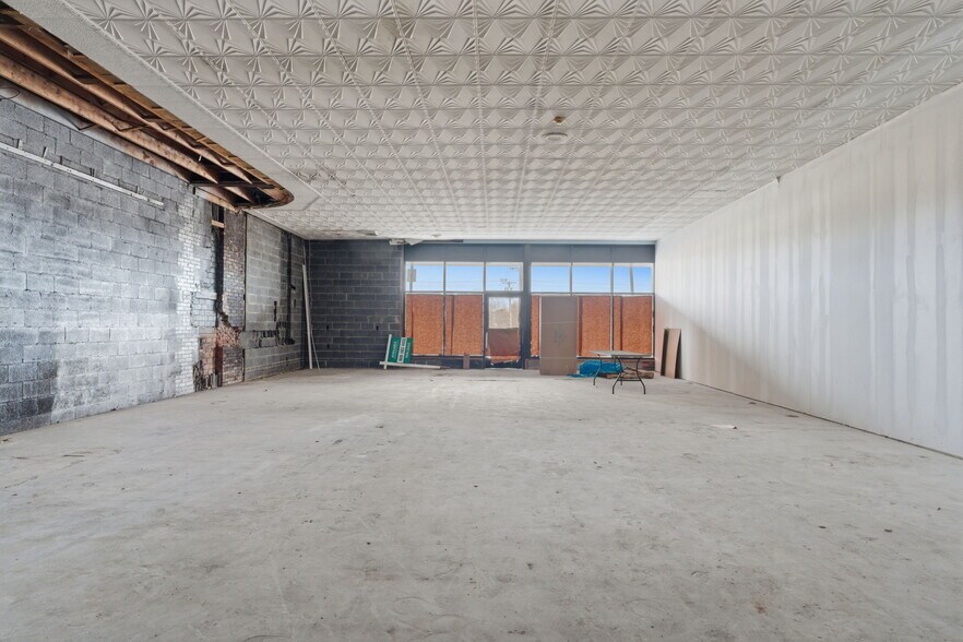 More Photos Of 657 Silas Deane Hwy, Wethersfield Freestanding For Lease