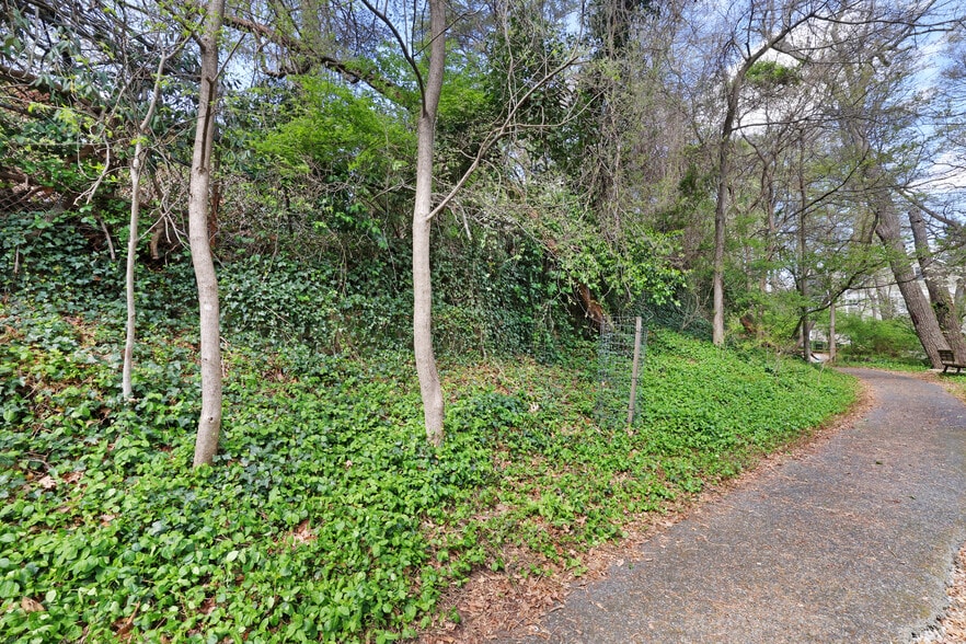 More Photos Of 117 Elm Ave, Takoma Park Schools For Sale
