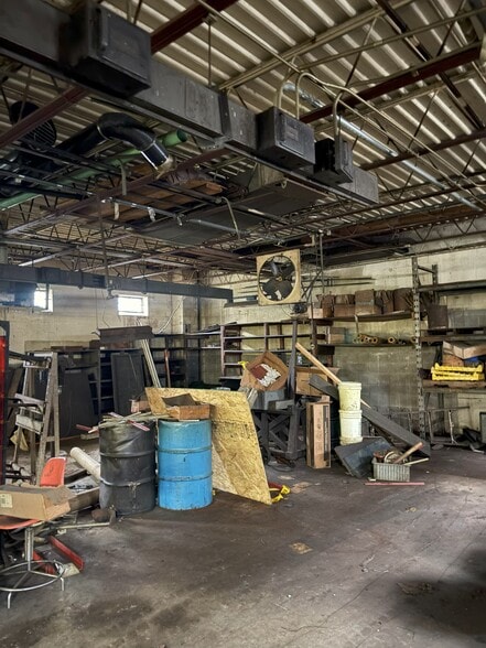 More Photos Of 718 E 163rd St, Cleveland Warehouse For Sale