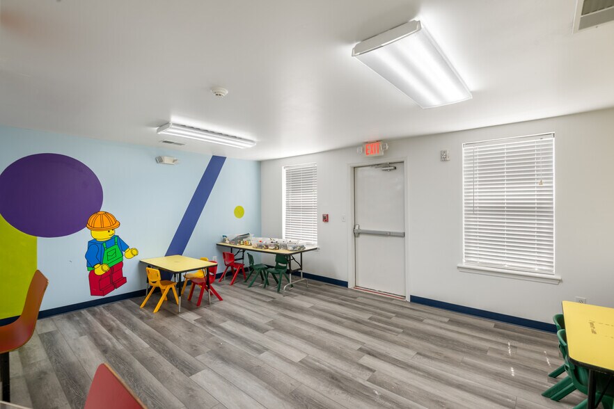 More Photos Of 1224 Old Cherokee Rd, Lexington Daycare Center For Sale