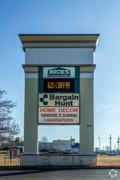 More Photos Of 550 Stateline Rd W, Southaven Unknown For Lease