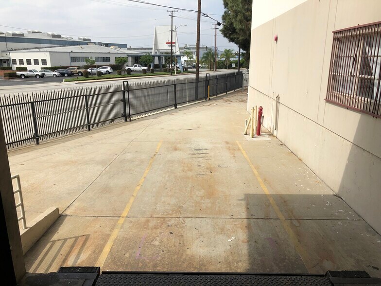 More Photos Of 6541 E Washington Blvd, Commerce Manufacturing For Lease