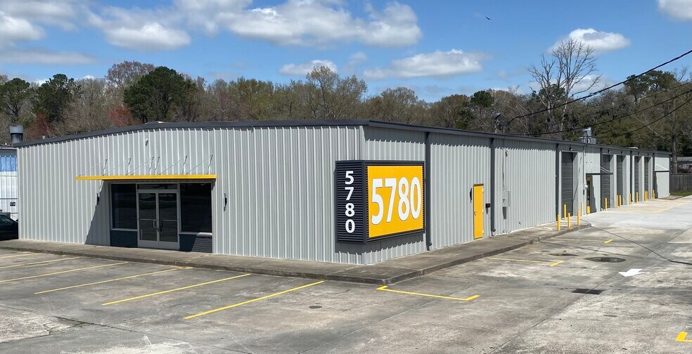 Primary Photo Of 5780 Dorchester Rd, Charleston Warehouse For Lease