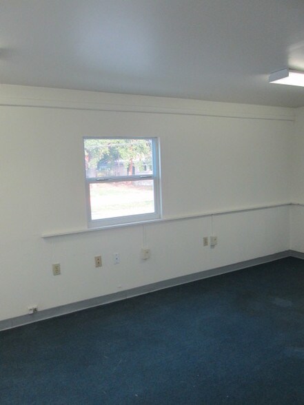 More Photos Of 1012 N Howard Ave, Tampa Freestanding For Lease