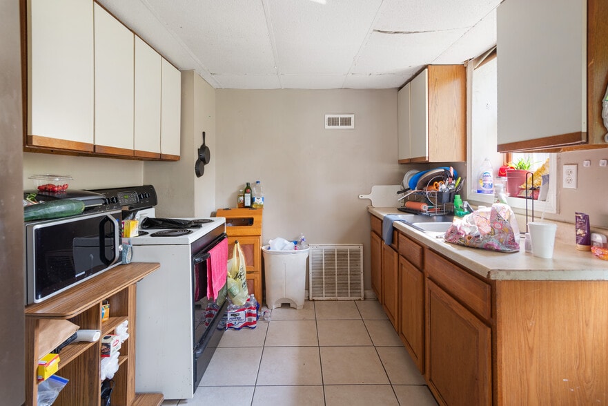 More Photos Of 3279 Emmett Rd, Emmett Multifamily For Sale