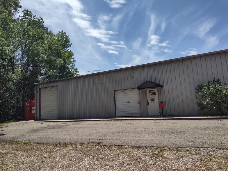 More Photos Of 24090 FM 1485 Rd, New Caney Service For Sale