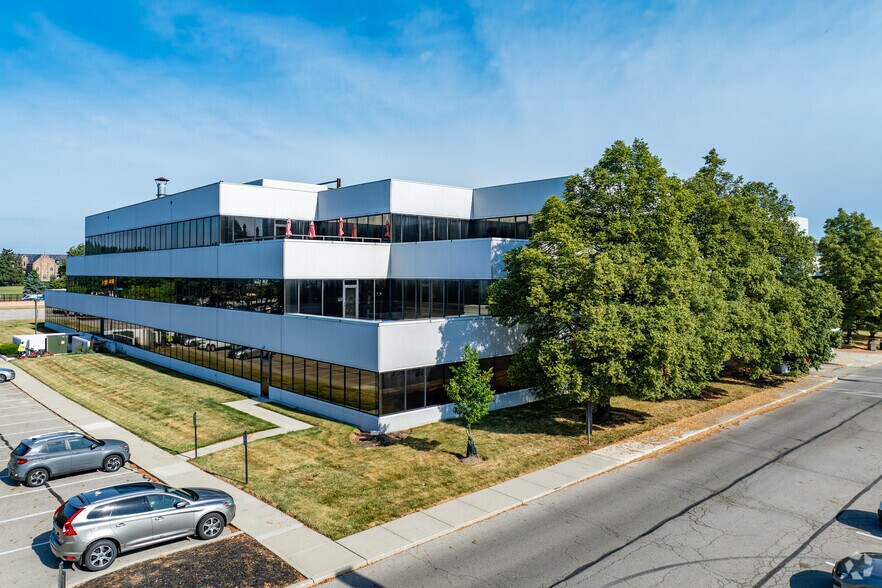 More Photos Of 100 E Campus View Blvd, Columbus Unknown For Lease