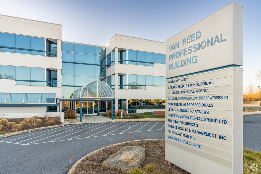 More Photos Of 560 Van Reed Rd, Wyomissing Medical For Lease