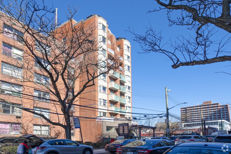 More Photos Of 134-43 Maple Ave, Flushing Apartments For Sale