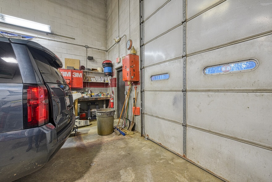 More Photos Of 10 Bedford Park, Bridgewater Industrial For Sale