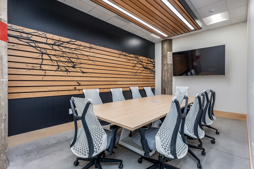 More Photos Of 747 R St, Fresno Office For Lease