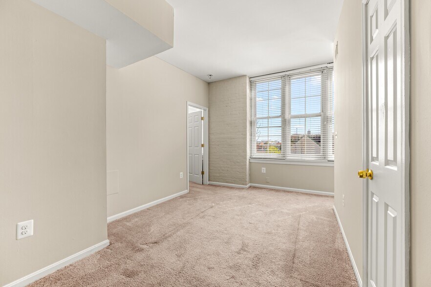 More Photos Of 1516 Lancaster St, Baltimore Apartments For Sale