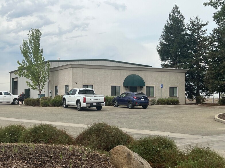Primary Photo Of 127 Heron Way, Merced Warehouse For Sale