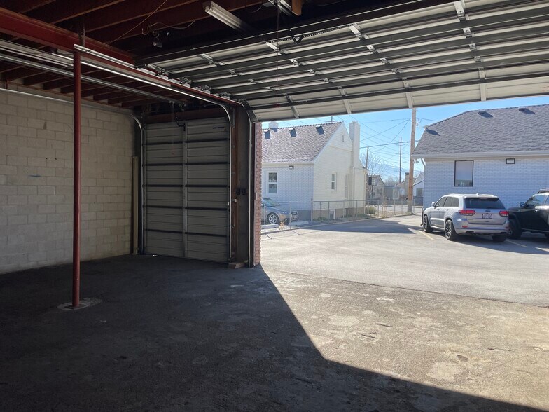 More Photos Of 1063-1065 E 3300 S, Salt Lake City Light Distribution For Lease