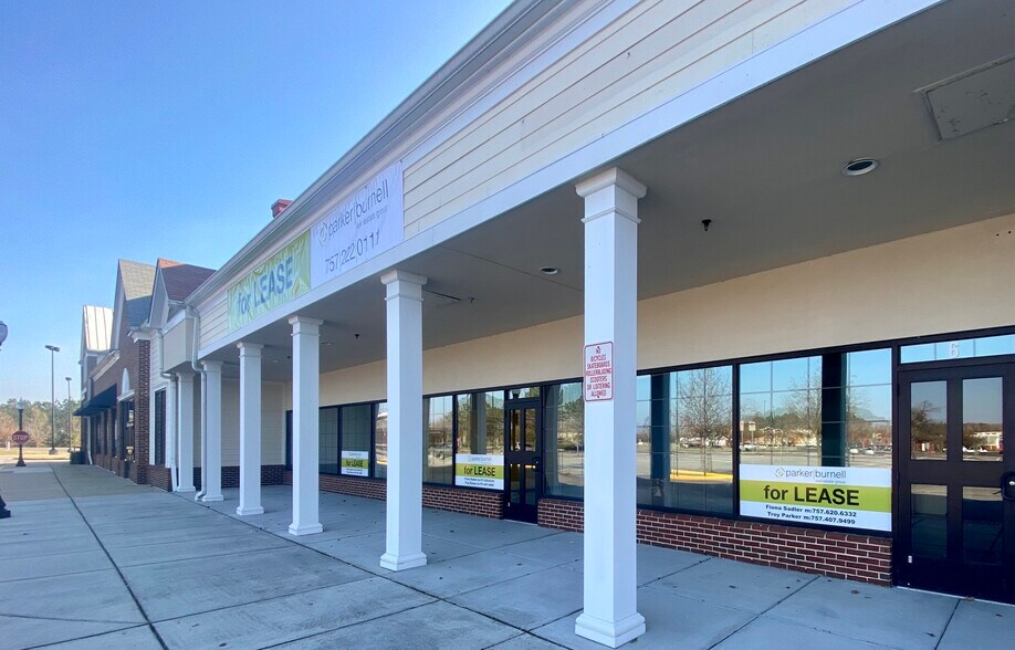 More Photos Of 632 Grassfield Pky, Chesapeake Unknown For Lease