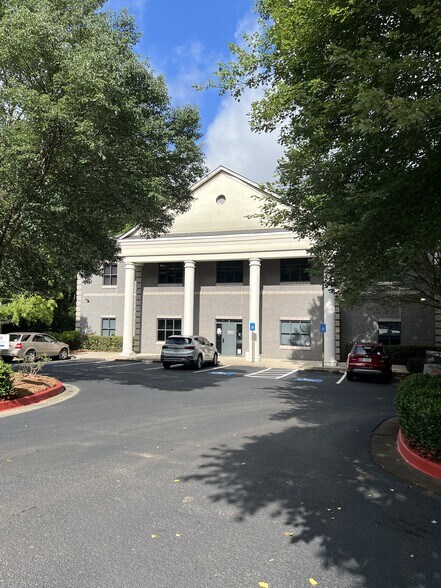 More Photos Of 335 Roselane St NW, Marietta Medical For Lease