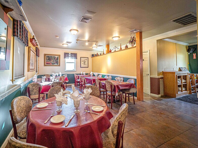 More Photos Of 923 State Route 32, Highland Mills Restaurant For Lease