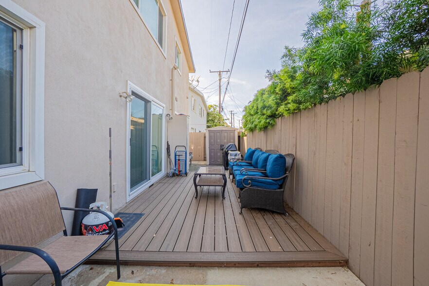 More Photos Of 523 Avenue G, Redondo Beach Apartments For Sale