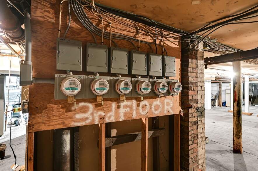 More Photos Of 1 Riverside Dr, Sleepy Hollow Village Apartments For Sale