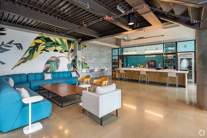 More Photos Of 800 19th Ave South, Nashville Coworking Space