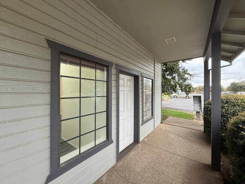 More Photos Of 2889 Cohasset Rd, Chico Office For Lease