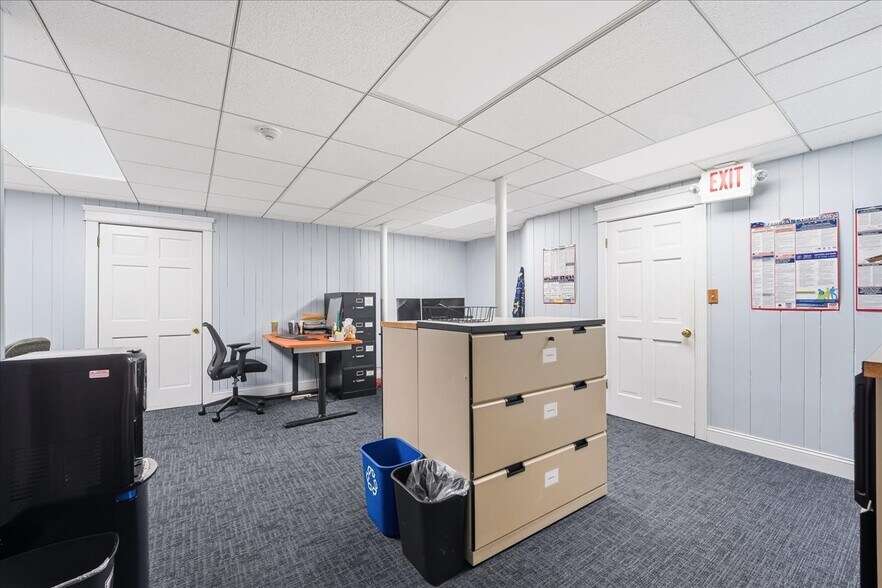 More Photos Of 96 Freneau Ave, Matawan Office For Sale