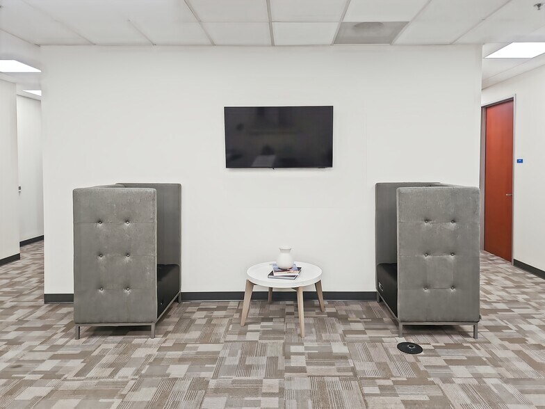 More Photos Of 21 Rancho Camino Dr, Pomona Coworking Space