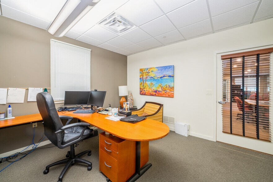 More Photos Of 54 Friends Ln, Newtown Office For Sale