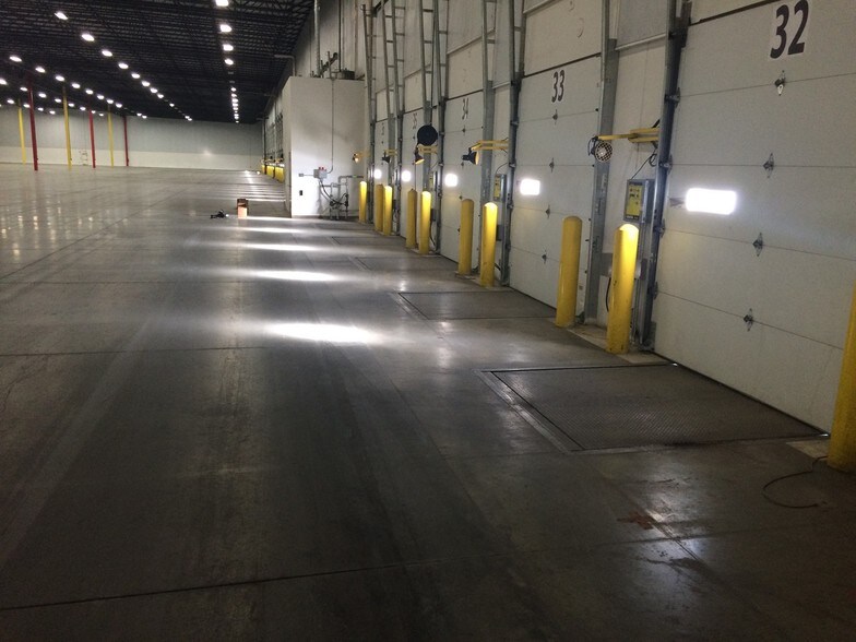 More Photos Of 3226 Sheep Ln, Grantsville Distribution For Lease