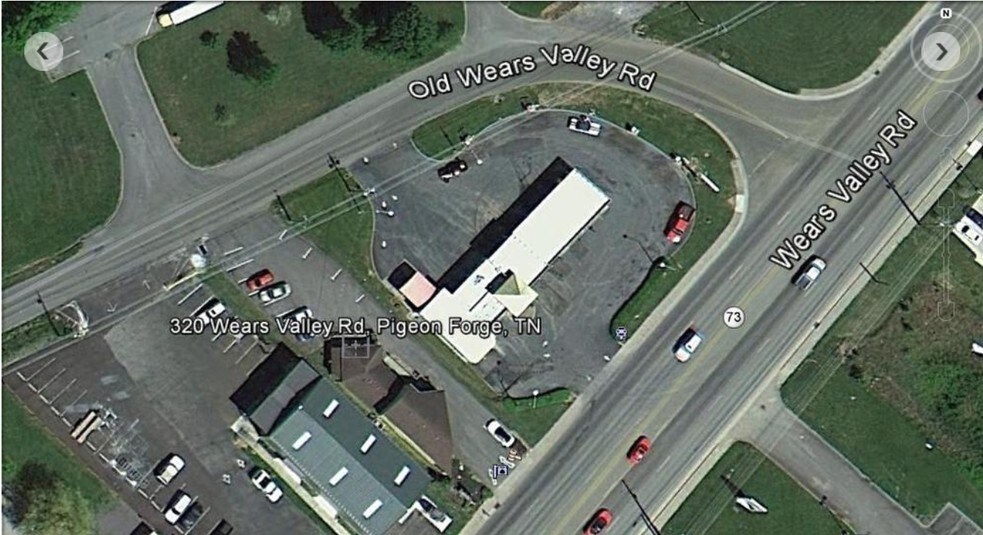 Primary Photo Of 320 Wears Valley Rd, Pigeon Forge Loft Creative Space For Sale