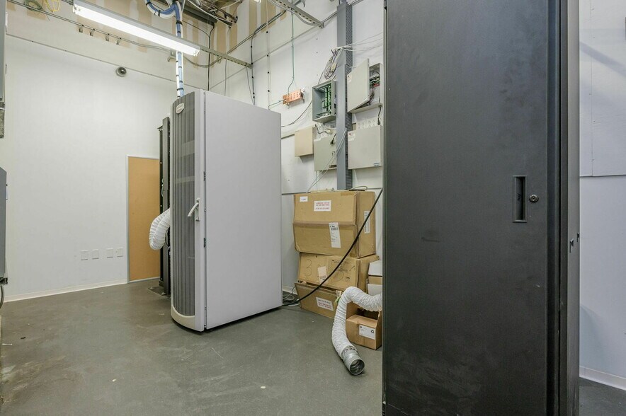 More Photos Of 8101 SW 34th, Amarillo Office For Lease