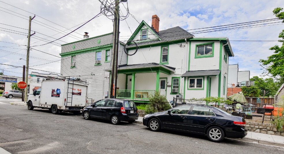 More Photos Of 1601 Rhode Island Ave NE, Washington Storefront Retail Residential For Sale