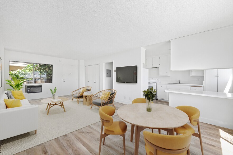 More Photos Of 1301 N Mansfield Ave, Los Angeles Apartments For Sale