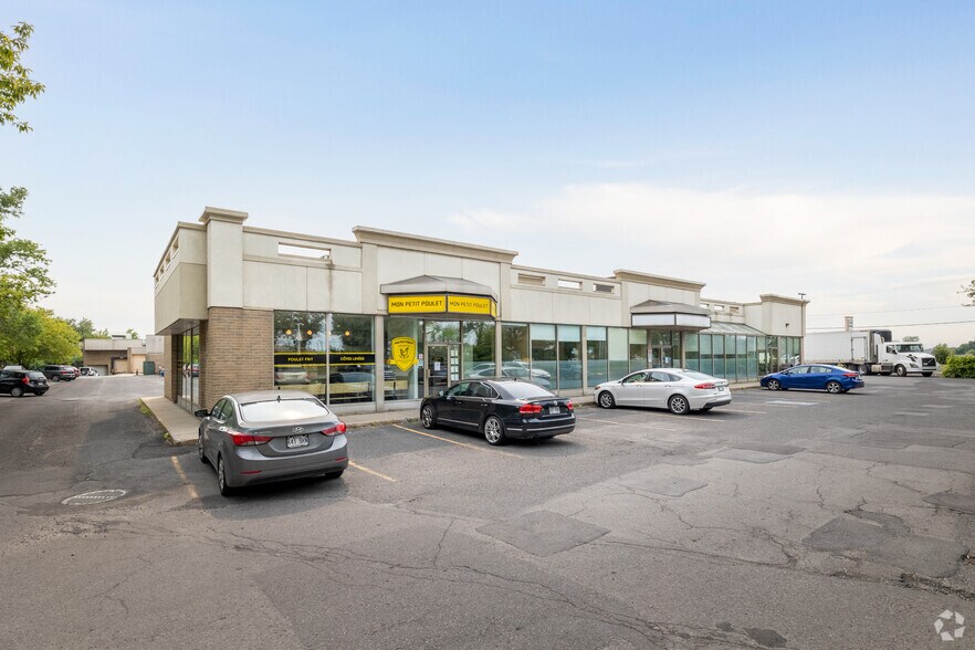 More Photos Of 1732-1756 Boul Marie-Victorin, Longueuil General Retail For Lease