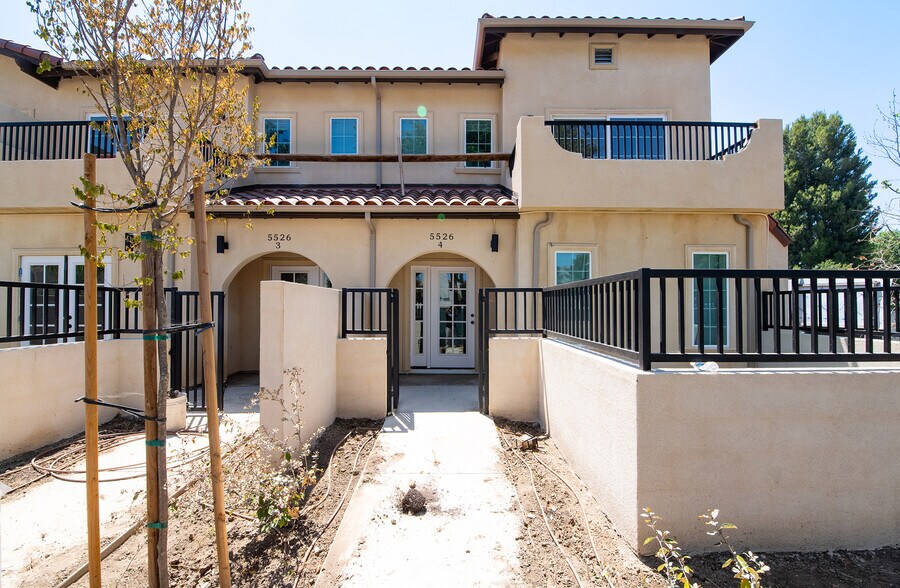 More Photos Of 5526 Los Angeles Ave, Simi Valley Apartments For Sale