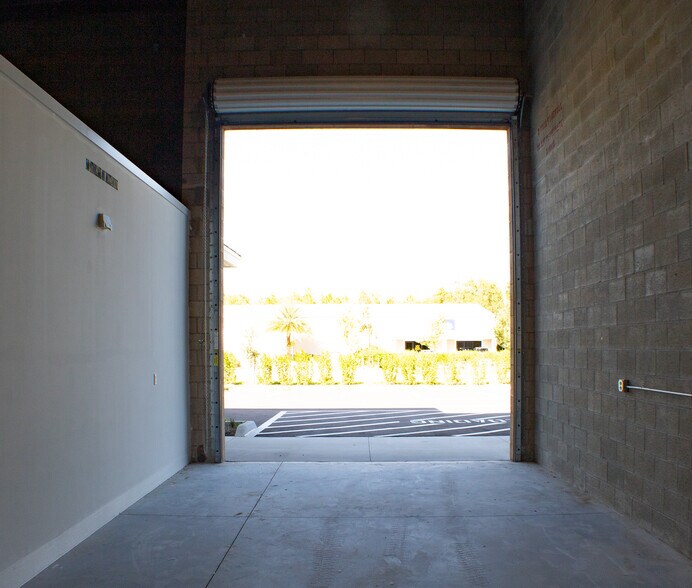 More Photos Of 3558 Plover Ave, Naples Light Manufacturing For Sale