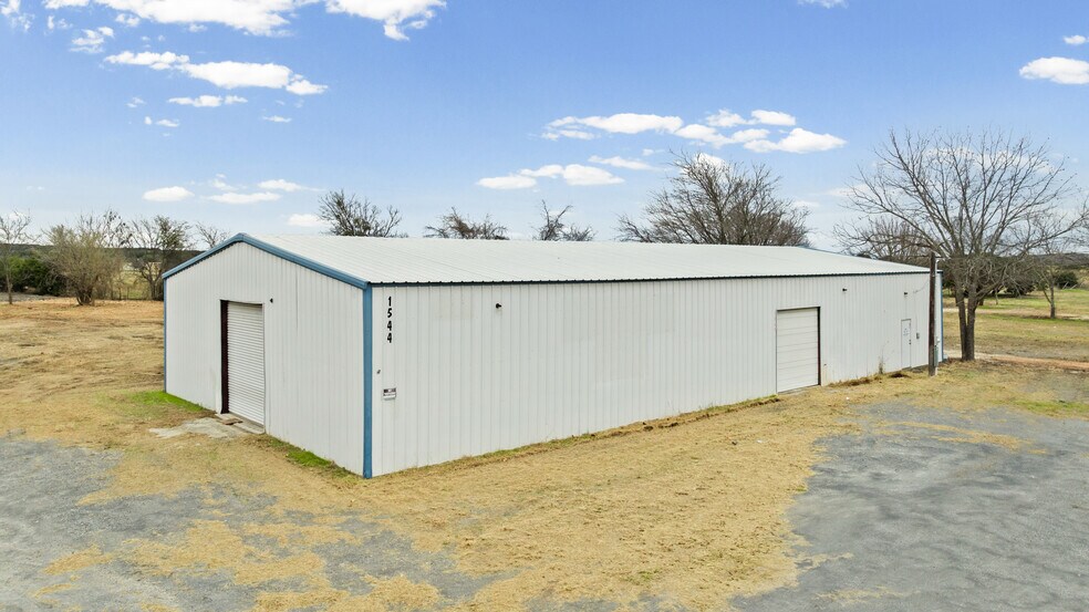 More Photos Of 1544 Jackrabbit Rd, Nolanville Warehouse For Sale
