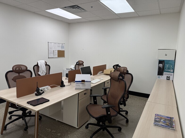 More Photos Of 6270 Banning Creek Dr, Las Vegas Warehouse For Sale