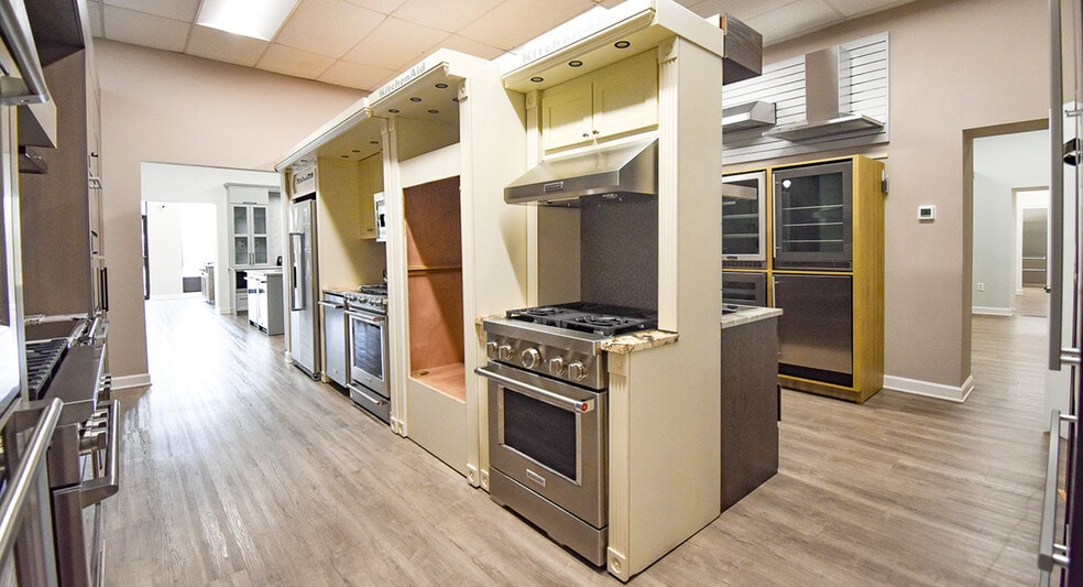 More Photos Of 729 Erie Ave, Takoma Park Freestanding For Sale