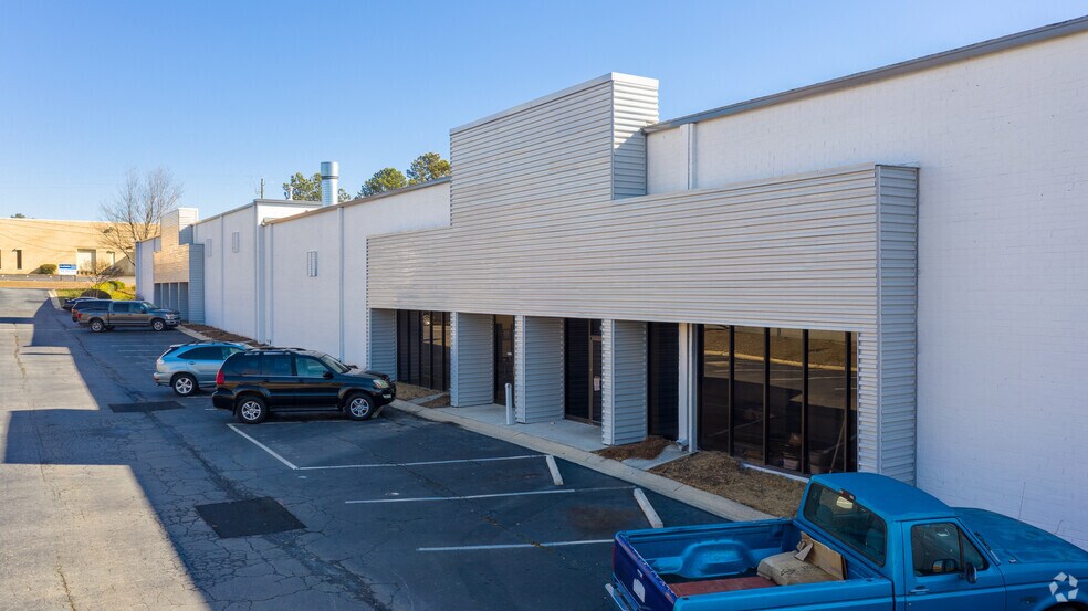 Primary Photo Of 6552-6572 Interstate Ct, Norcross Distribution For Lease