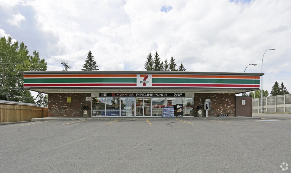 More Photos Of 4615 Valiant Dr, Calgary Convenience Store For Sale
