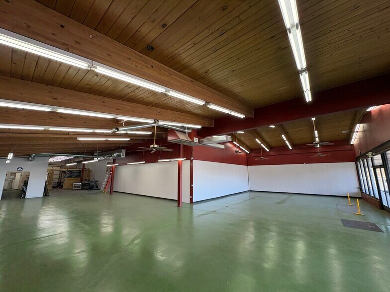 More Photos Of 1901-1961 Youngfield St, Lakewood Unknown For Lease