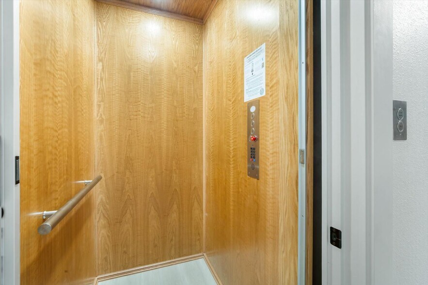 More Photos Of 4318 Marina View Way, Cortez Specialty For Sale