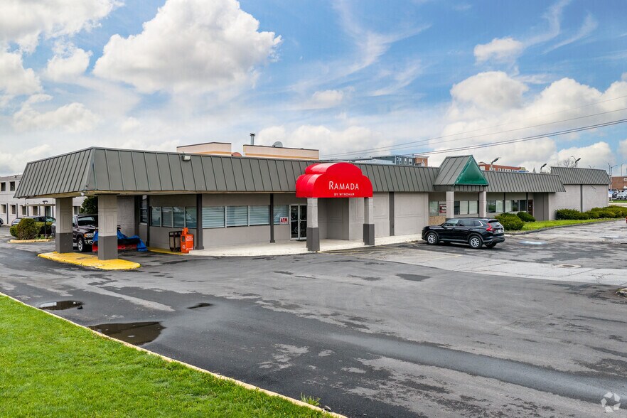 Primary Photo Of 200 S James St, Rome Hotel For Lease