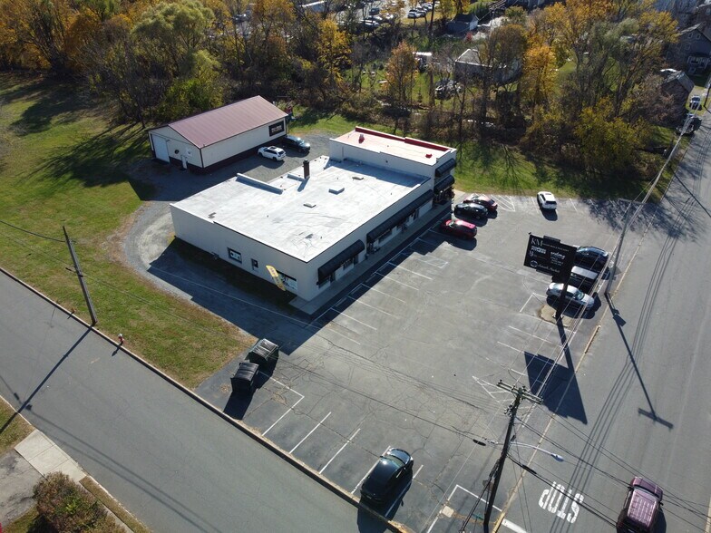 More Photos Of 108-116 E Plane St, Hackettstown Freestanding For Lease
