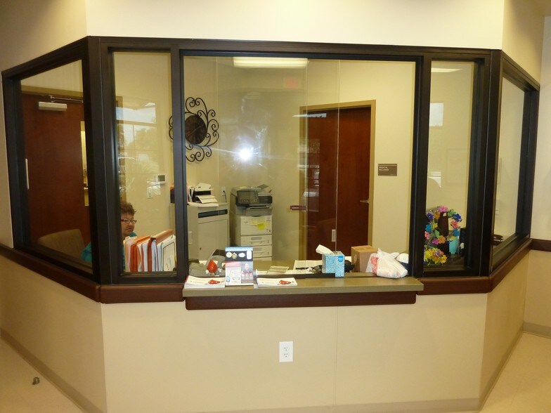 More Photos Of 205 22nd St, Hondo Medical For Sale