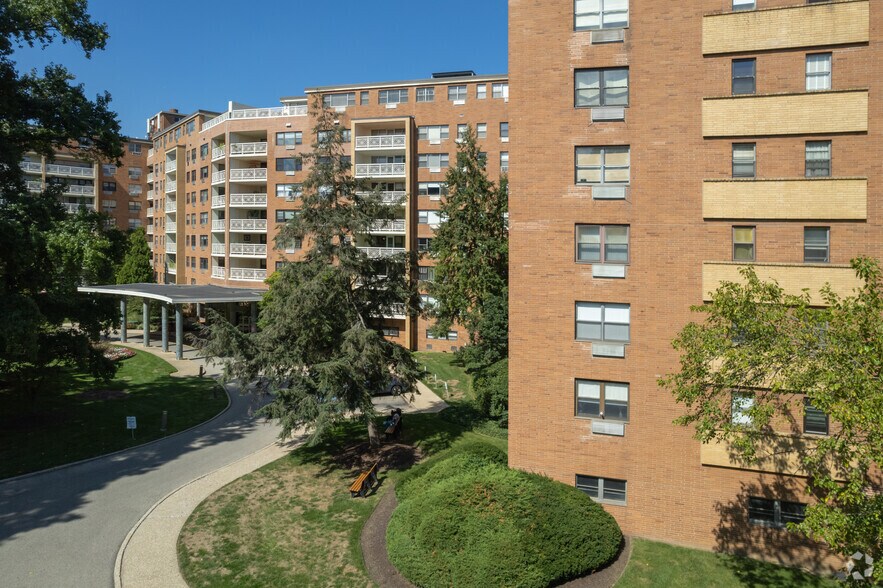 More Photos Of 7900 Old York Rd, Elkins Park Apartments For Sale